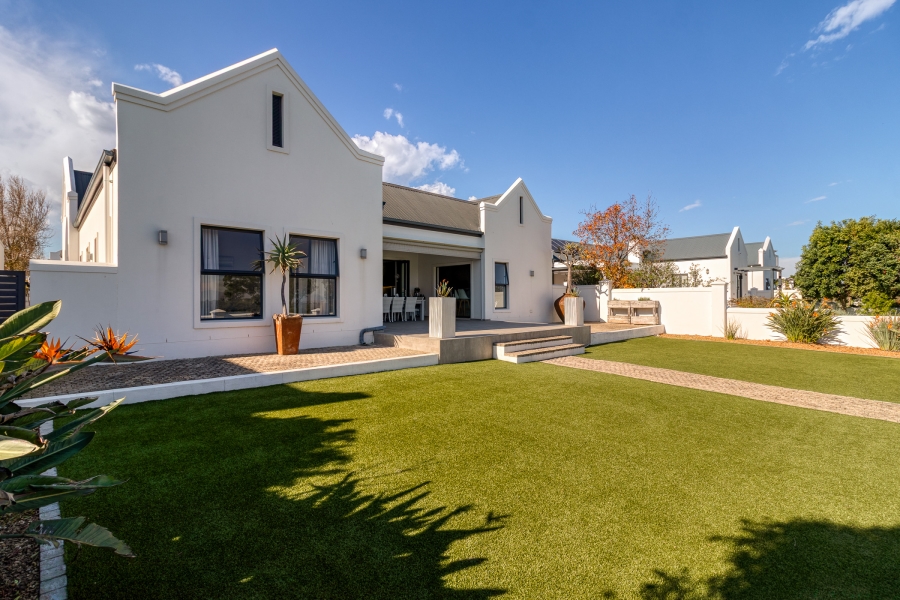 3 Bedroom Property for Sale in Croydon Vineyard Estate Western Cape